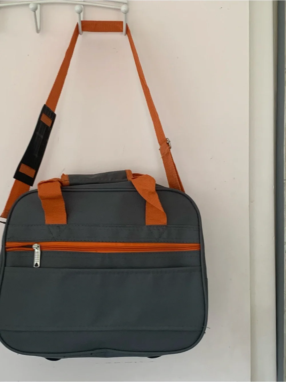 NWT ROCKLAND Charcoal Gray & Orange Soft side Carry On Travel Tote Bag